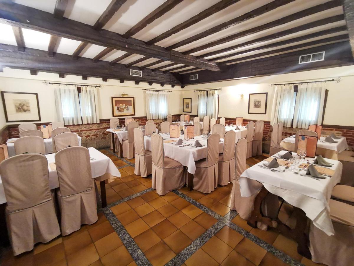 Hospedaje Bar El Gato Del Acueducto Segovia Kültér fotó